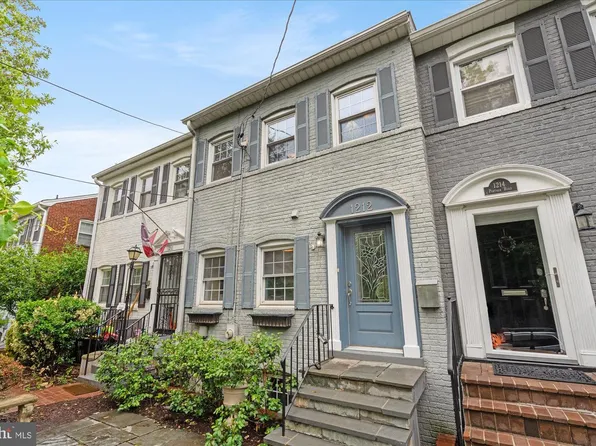 1212 Portner Rd, Alexandria, VA 22314