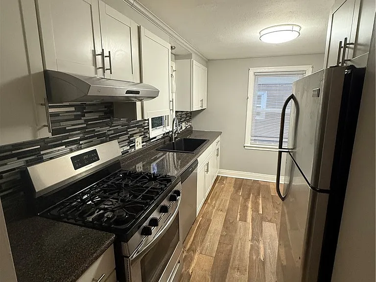 106 E Morris Ave #UPPER — Photo 4