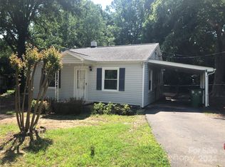 3510 Lake Rd, Charlotte, NC 28269