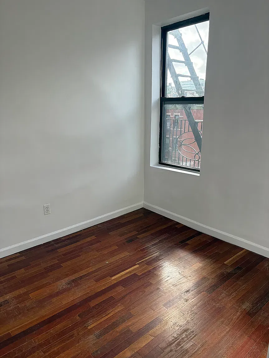 275 West 144th Street — Photo 2