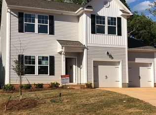 4010 Stockbrook Dr, Charlotte, NC 28215