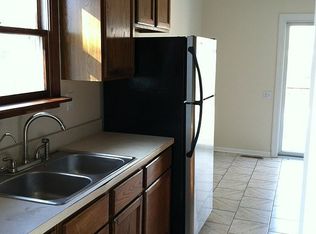 326 Allanson Rd, Mundelein, IL 60060