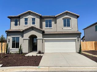 11383 N Via Campagna Dr, Fresno, CA 93730