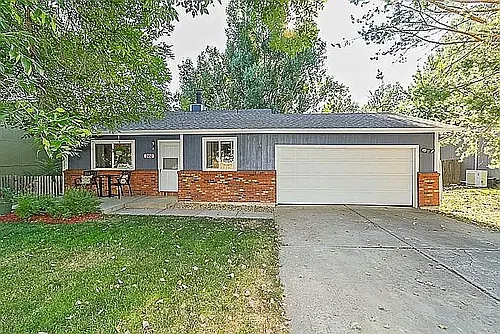 2452 Stover St Photo 1