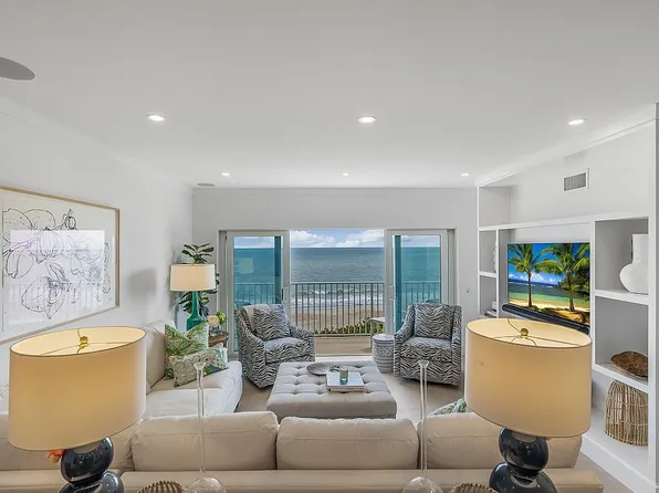 450 Beach Rd APT 323, Vero Beach, FL 32963