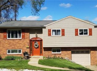 751 Riehl Dr, Pittsburgh, PA 15234