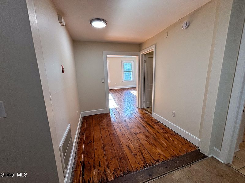 5th image of 101 Philip Street