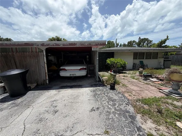 6710 Mango Ave S, Saint Petersburg, FL 33707