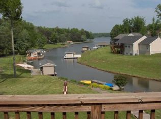 118 Busbees Point Rd, Bumpass, VA 23024