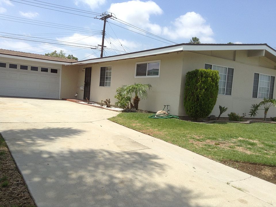 1st image of 8513 Vicki Dr