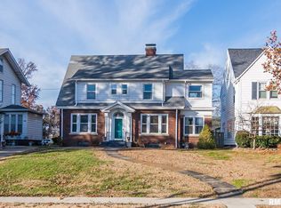 1018 Maple St, Mount Vernon, IL 62864