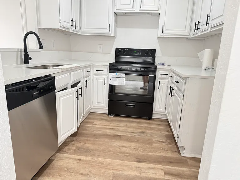 2310 Sherry St #1 — Photo 17