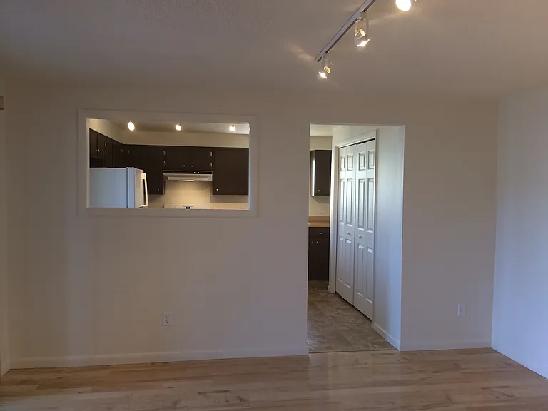 1202 Avenida Del Sol #114 — Photo 3