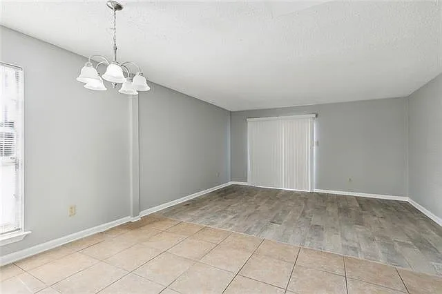 3 bed, 2.0 bath, 1380 sqft, $1,400 — Photo 4