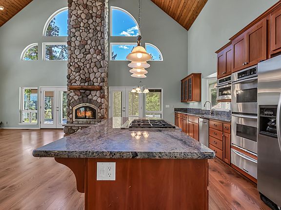 5th image of 211 Strope Creek Rd