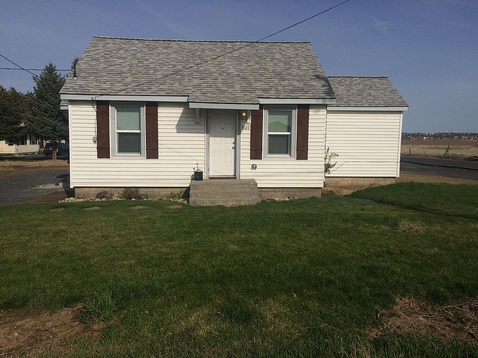 1st image of 3037 Road H NE
