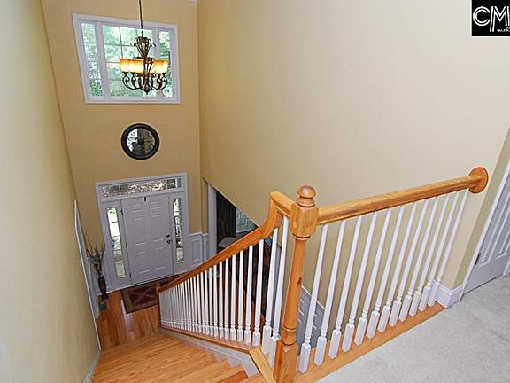 Stunning Two-Story Foyer