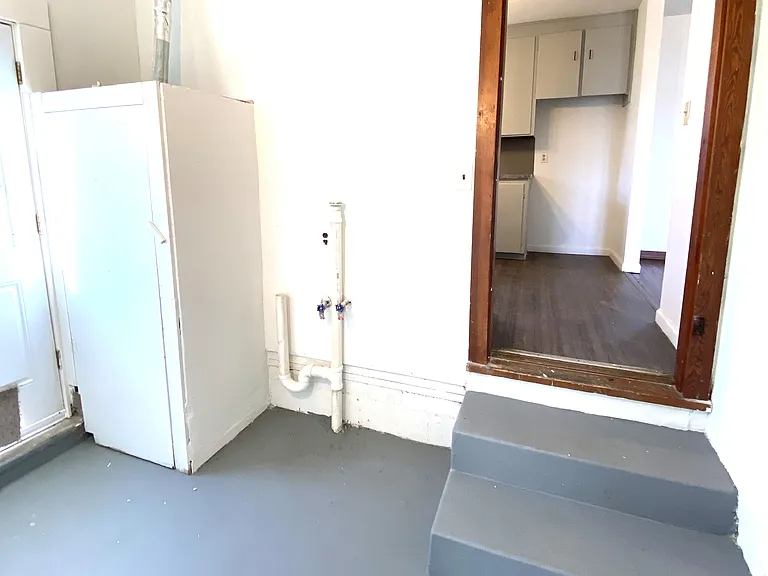 2509 W 38th St — Photo 13