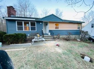 36 Chester St, Worcester, MA 01605