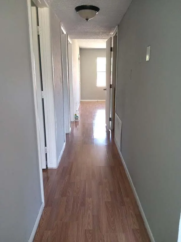 2 bed, 750 sqft, $695 — Photo 3