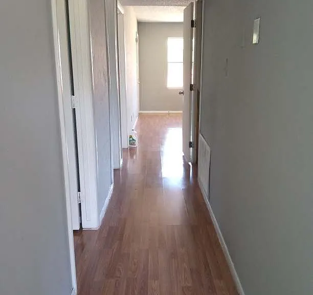 307 E South Boundary St #8 — Photo 3