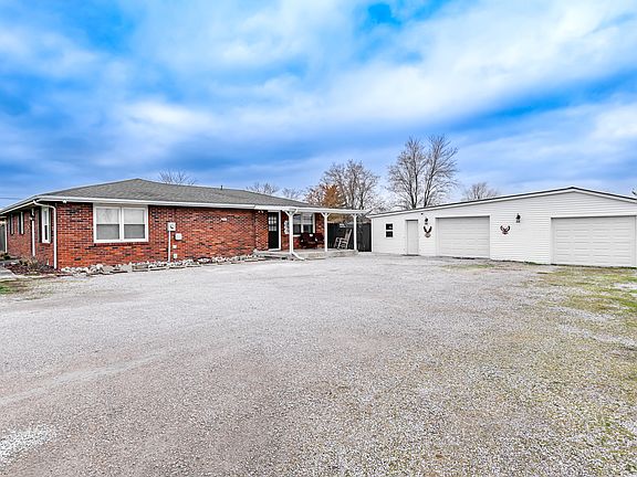 2nd image of 2715 N State Highway 3
