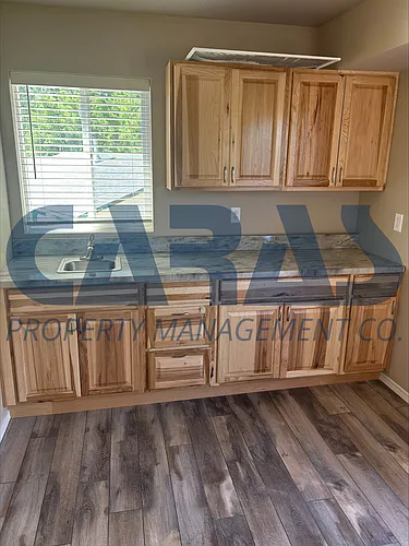105 Hopkins St Photo 1