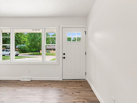 2nd image of 2440 Hobbs Dr