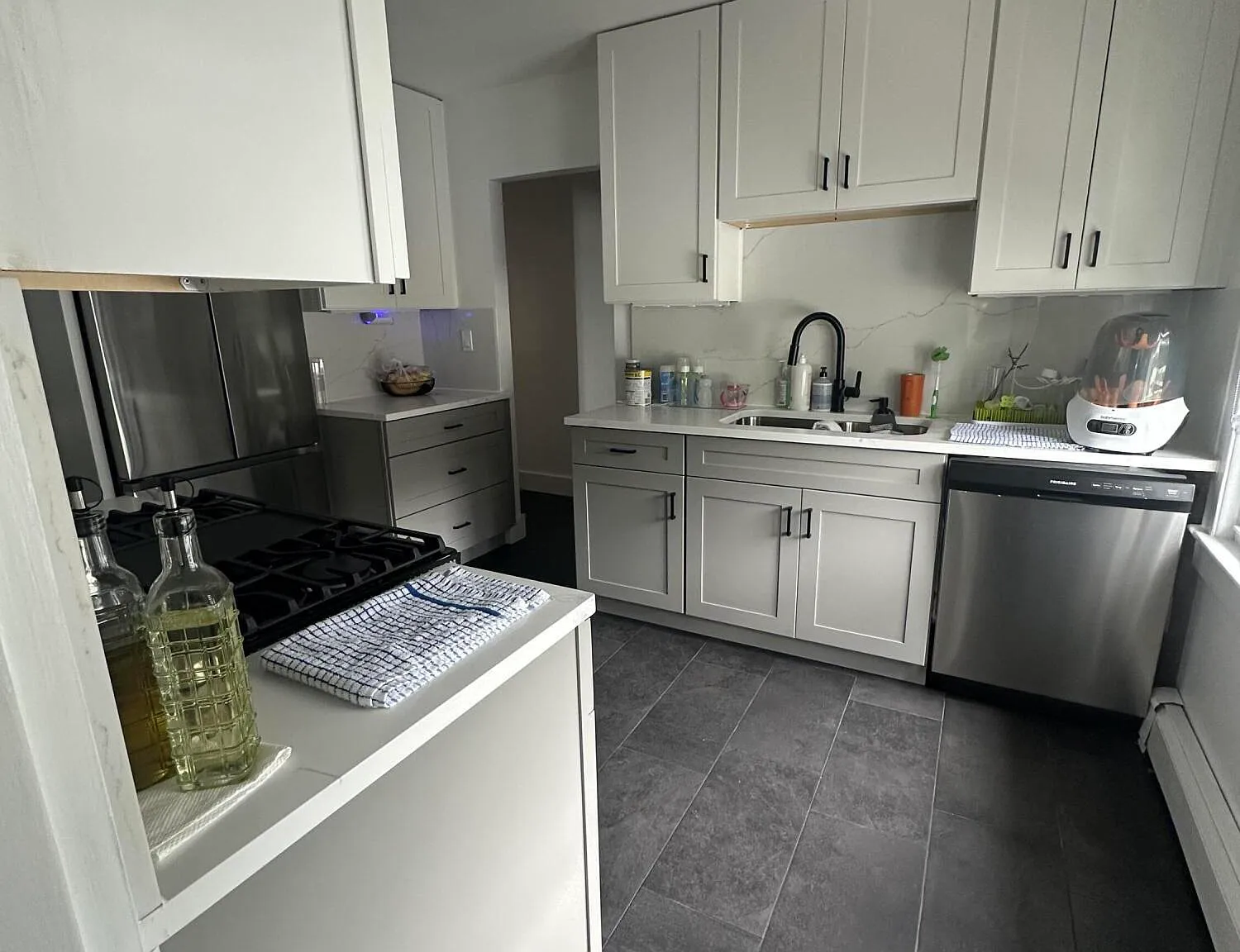 2 bed, 1618 sqft, $1,900 — Photo 4