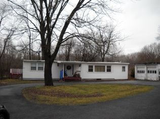 106 Clamsteam Rd, Halfmoon, NY 12065