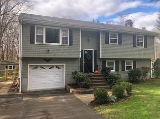 89 Starrs Plain Rd, Danbury, CT 06810