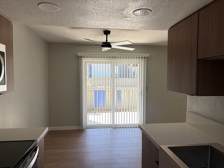 Corona Pointe Resort — Photo 219