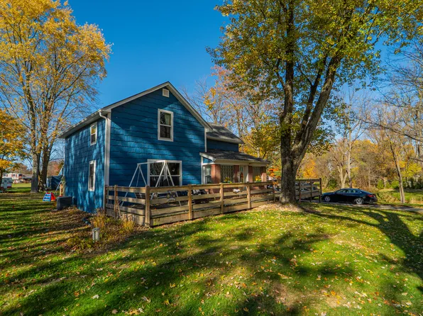 5099 Sage Rd, Plymouth, IN 46563