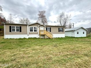 13119 Pleasant Rd, Coeburn, VA 24230