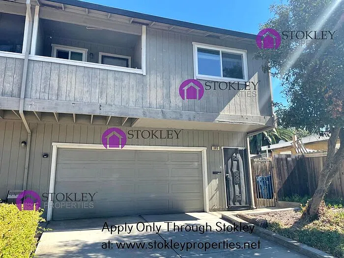 1 bed, 1.0 bath, 900 sqft, $1,795 — Photo 1
