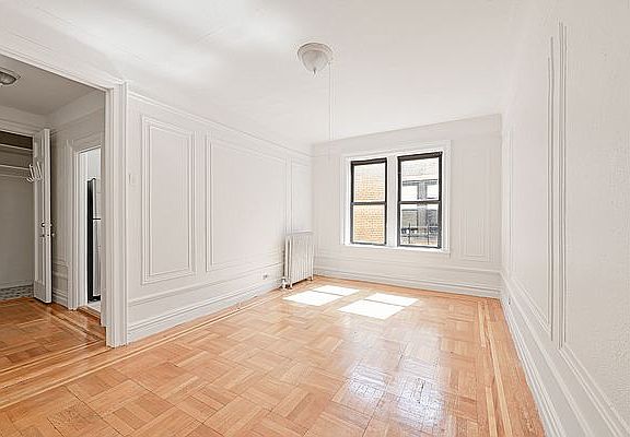 3rd image of 712 W 176th St APT 5G