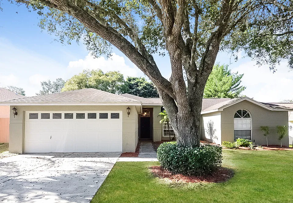 2341 Tioga Dr