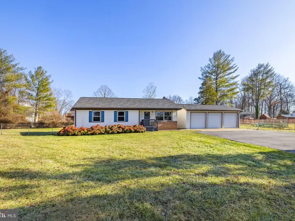 6419 Essex Ct, Warrenton, VA 20187