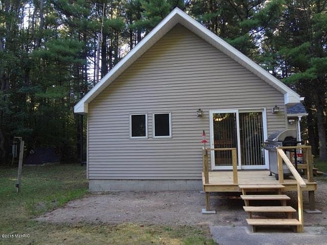 1st image of 1481 E Gardner Ave
