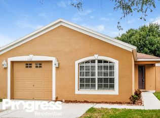 1030 Lake Shore Ranch Dr, Seffner, FL 33584