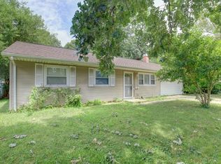 1716 Burnetta St, Champaign, IL 61821