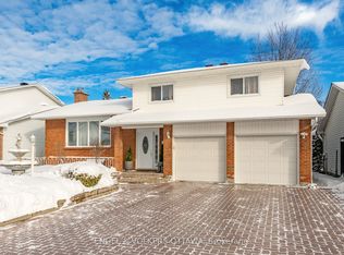 20 Falk Ave, Ottawa, ON K2J1L1