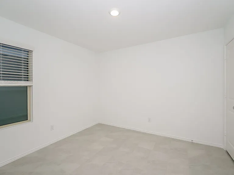 8401 Hollow Bend St — Photo 14