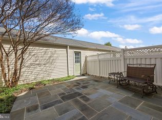 42802 Cedar Hedge St, Chantilly, VA 20152