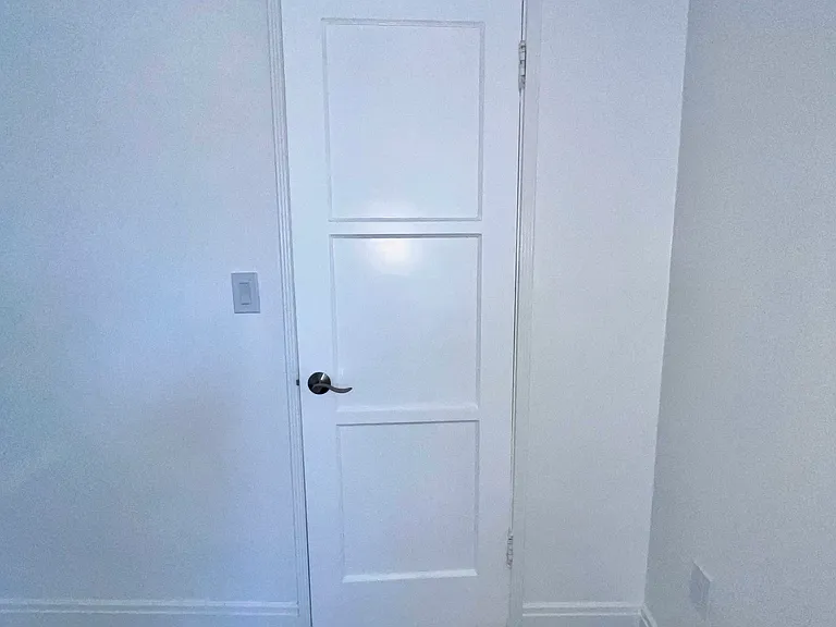 9533 Alexander Ave — Photo 7