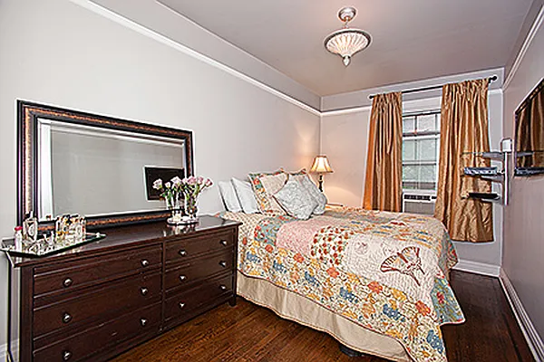 Rented by Avi Nash Associates | media 18