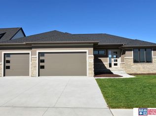 9640 Kruse Ave, Lincoln, NE 68526