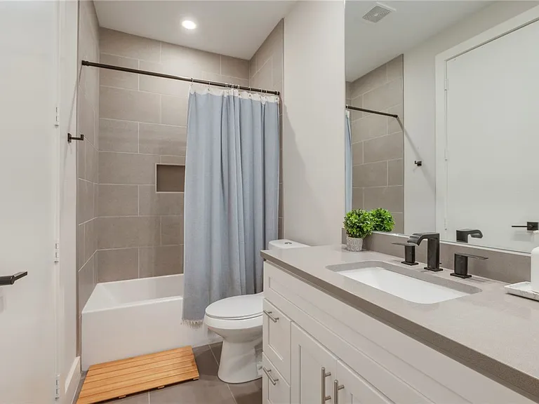 234 Estates Cir — Photo 17