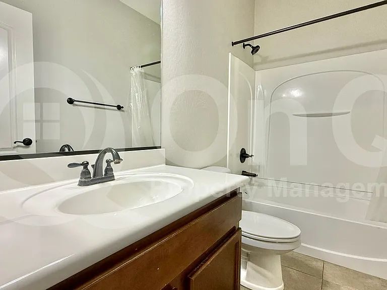 950 S Wallrade Ln — Photo 23