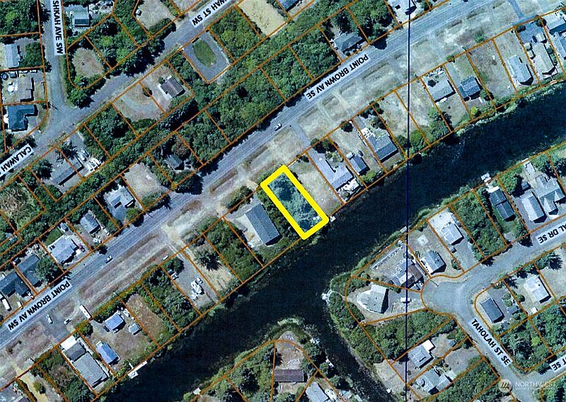 5th image of 546 Point Brown Avenue SE